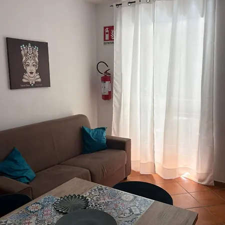 Апартаменты Casa Mari-albergheria In Palermo's Historic Center Палермо